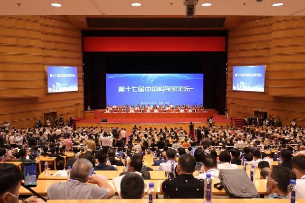致敬科技！第十七届中国科学家论坛扬翔荣获科技创新示范单位